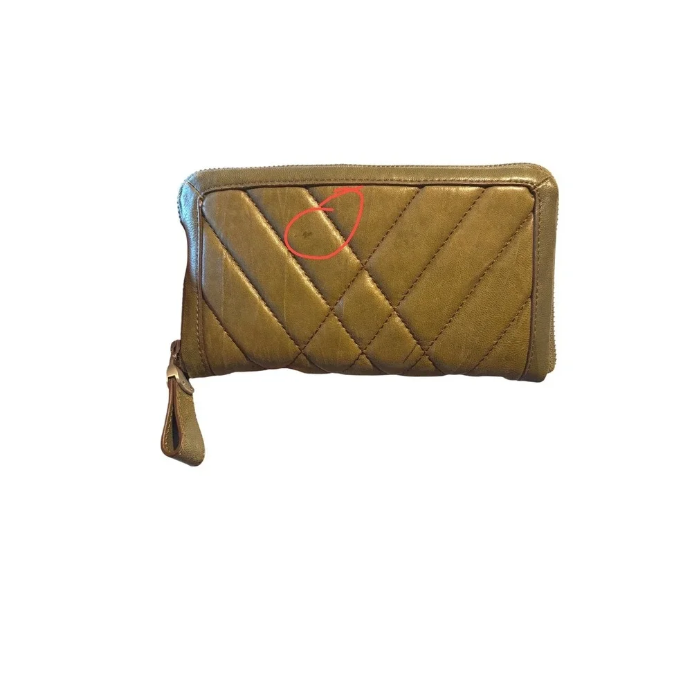 Perlina New York Olive Green Quilted Leather Zip Around Wallet Leopard‎ Lining
